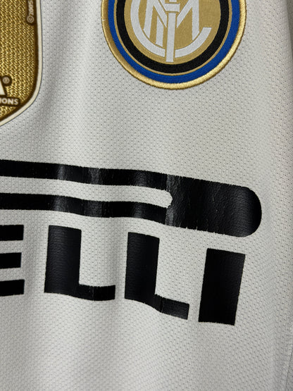 Wesley Sneijder Inter Milan 2010-11 away football shirt (M)
