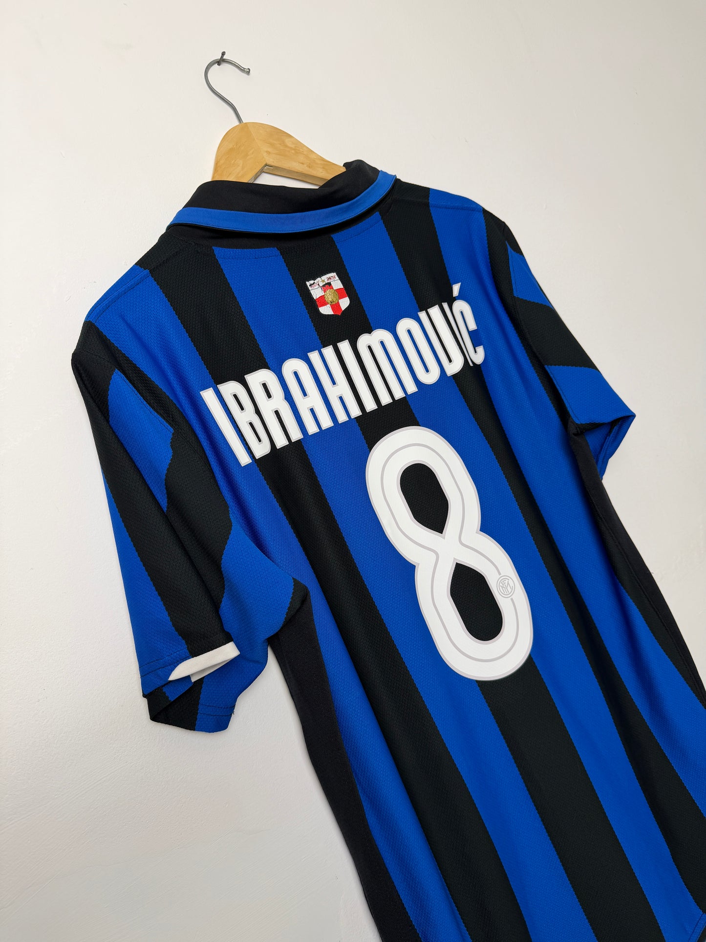 Zlatan Ibrahimovic Inter Milan 2007-08 home football shirt (L)
