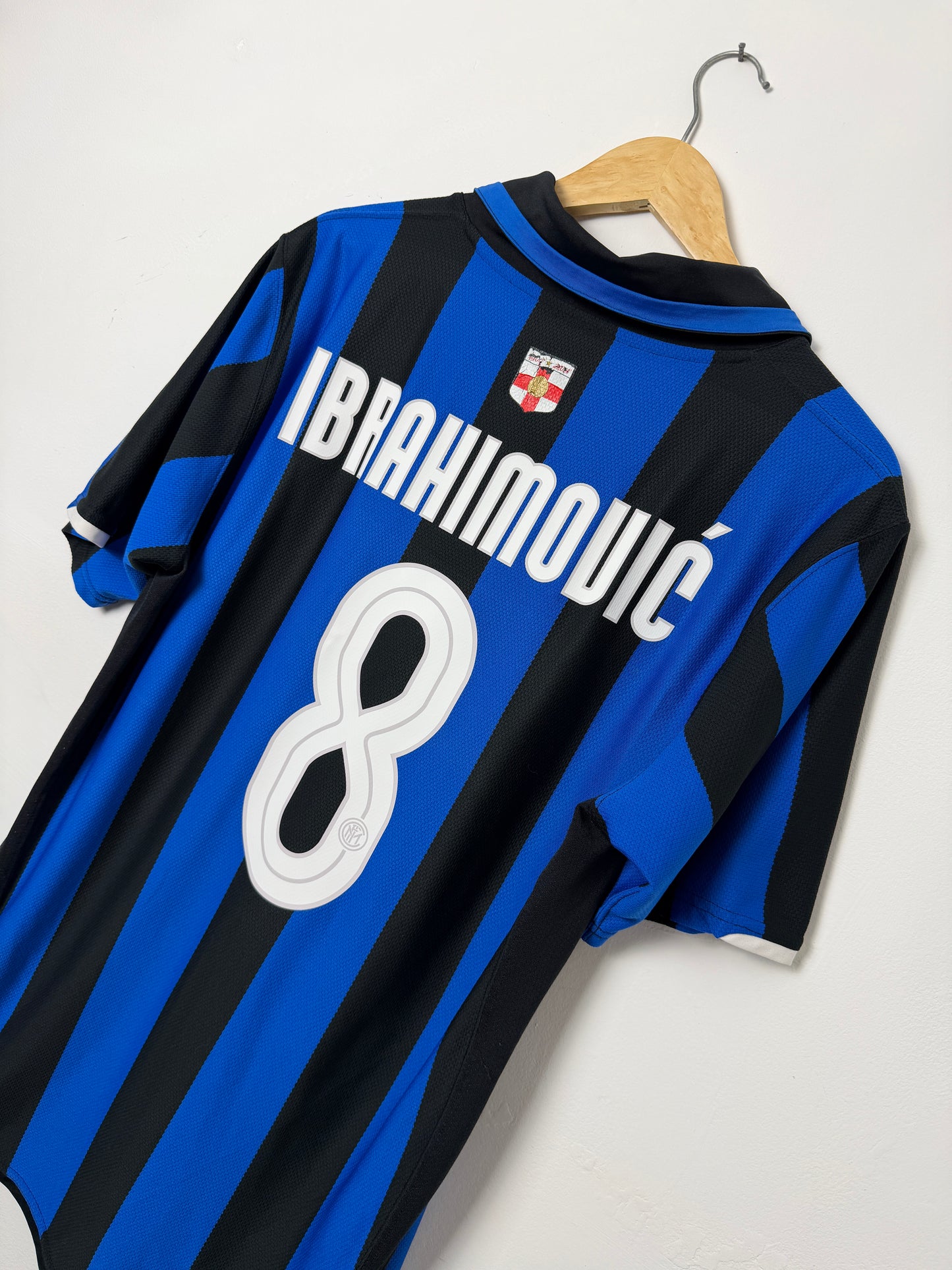 Zlatan Ibrahimovic Inter Milan 2007-08 home football shirt (L)
