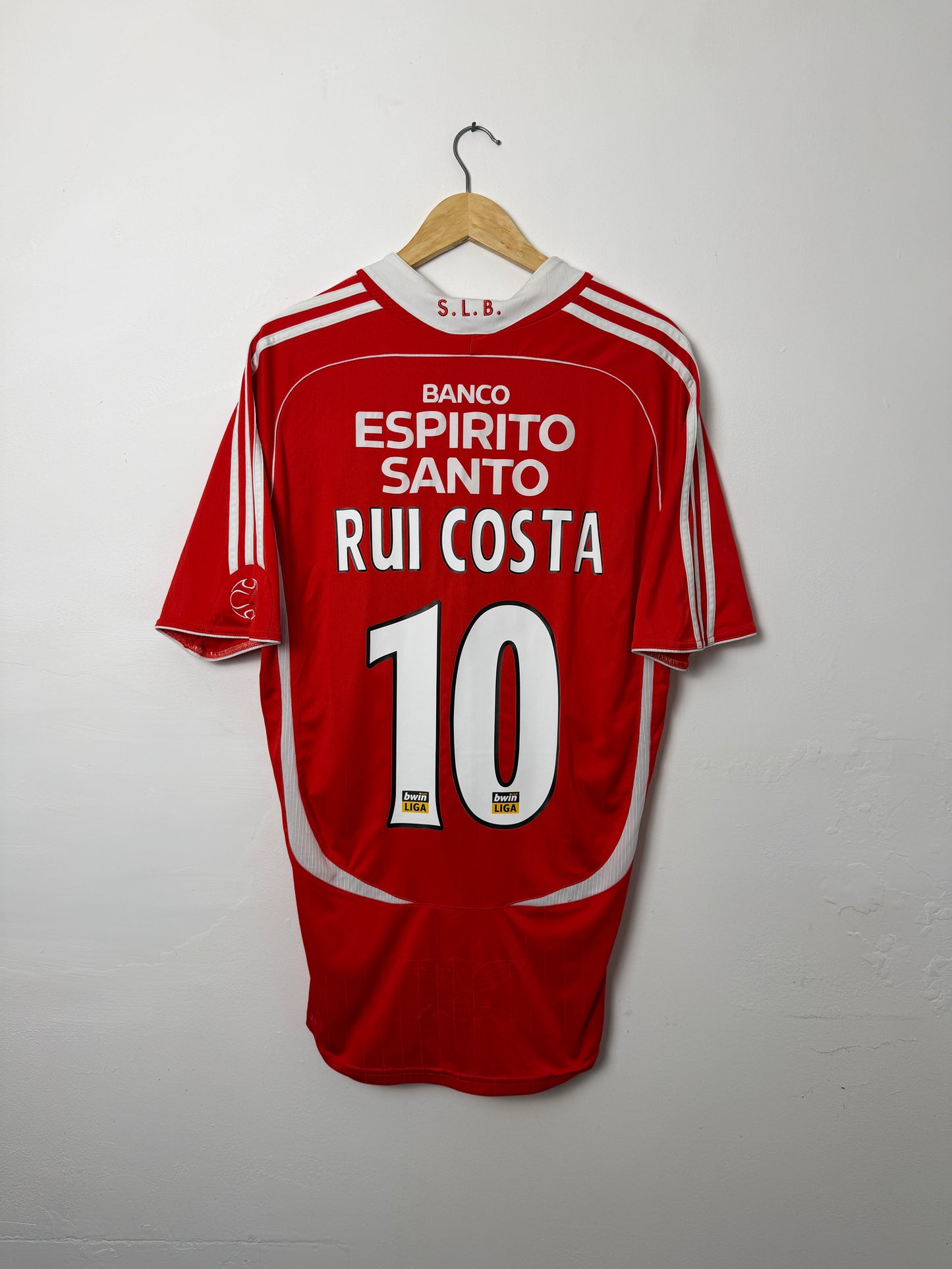 Rui Costa S.L. Benfica 2005-06 home football shirt (L)