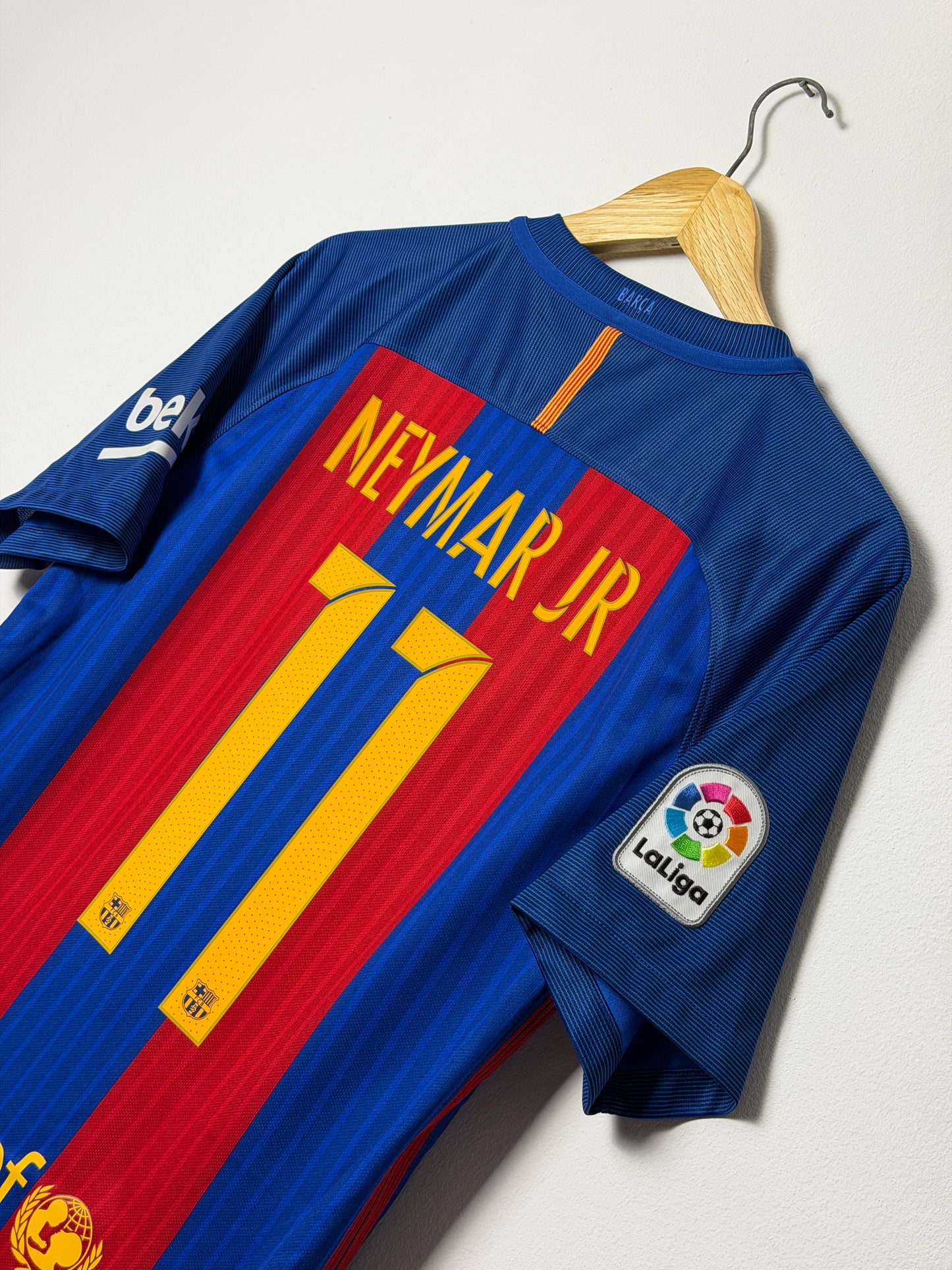Neymar JR FC Barcelona 2016-17 home football shirt (M)