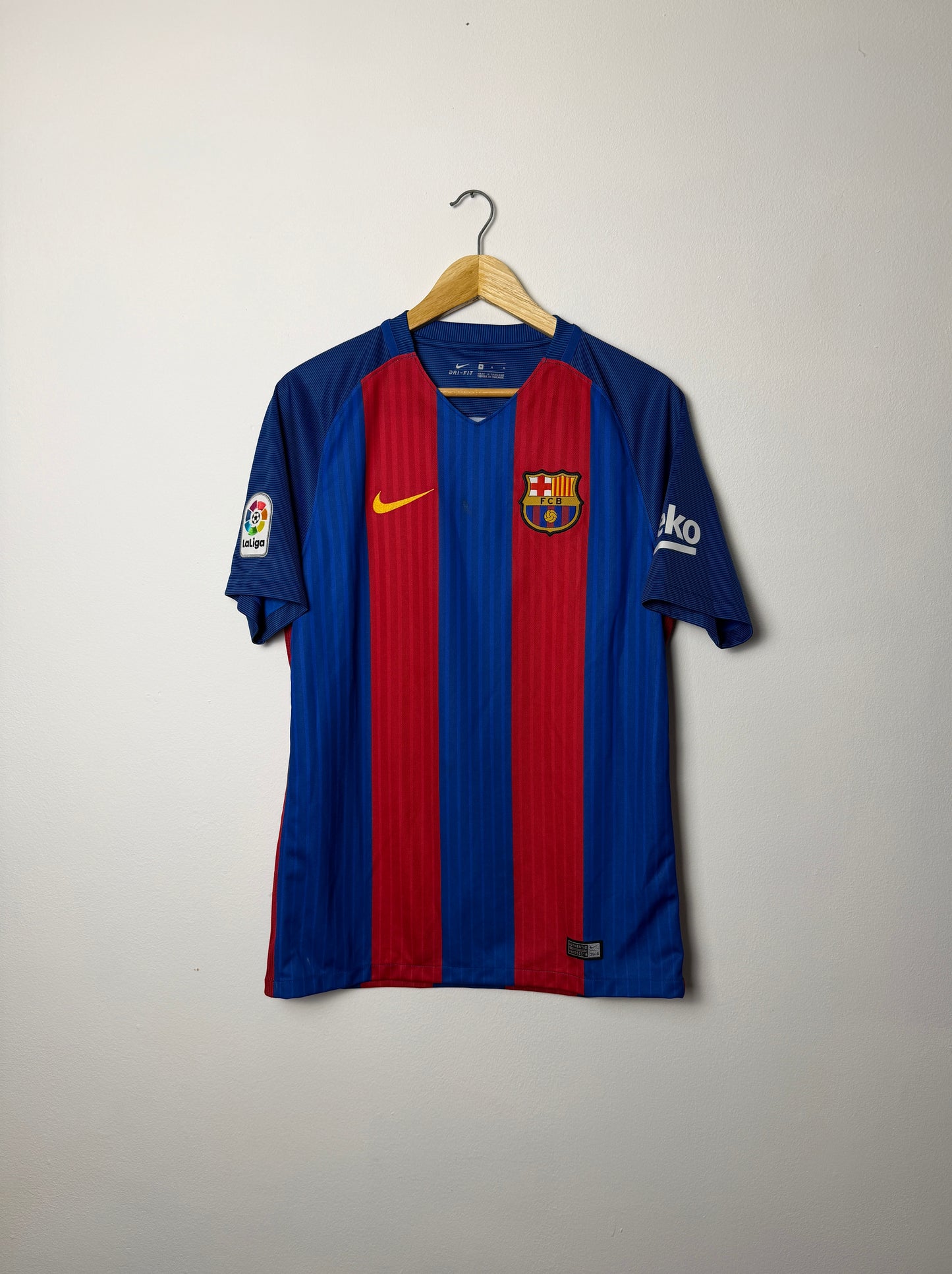 Neymar JR FC Barcelona 2016-17 home football shirt (M)