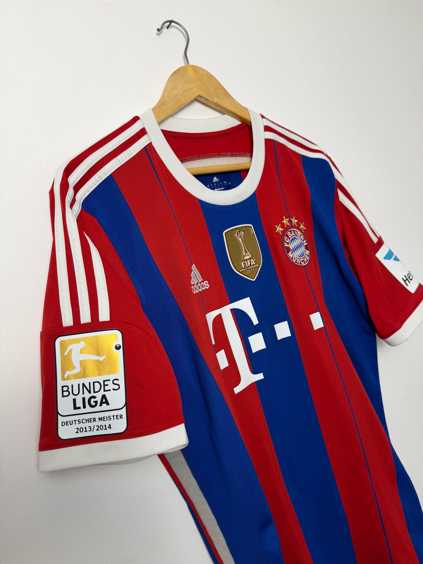 Robert Lewandowski FC Bayern Munich 2014-15 home football shirt (L)
