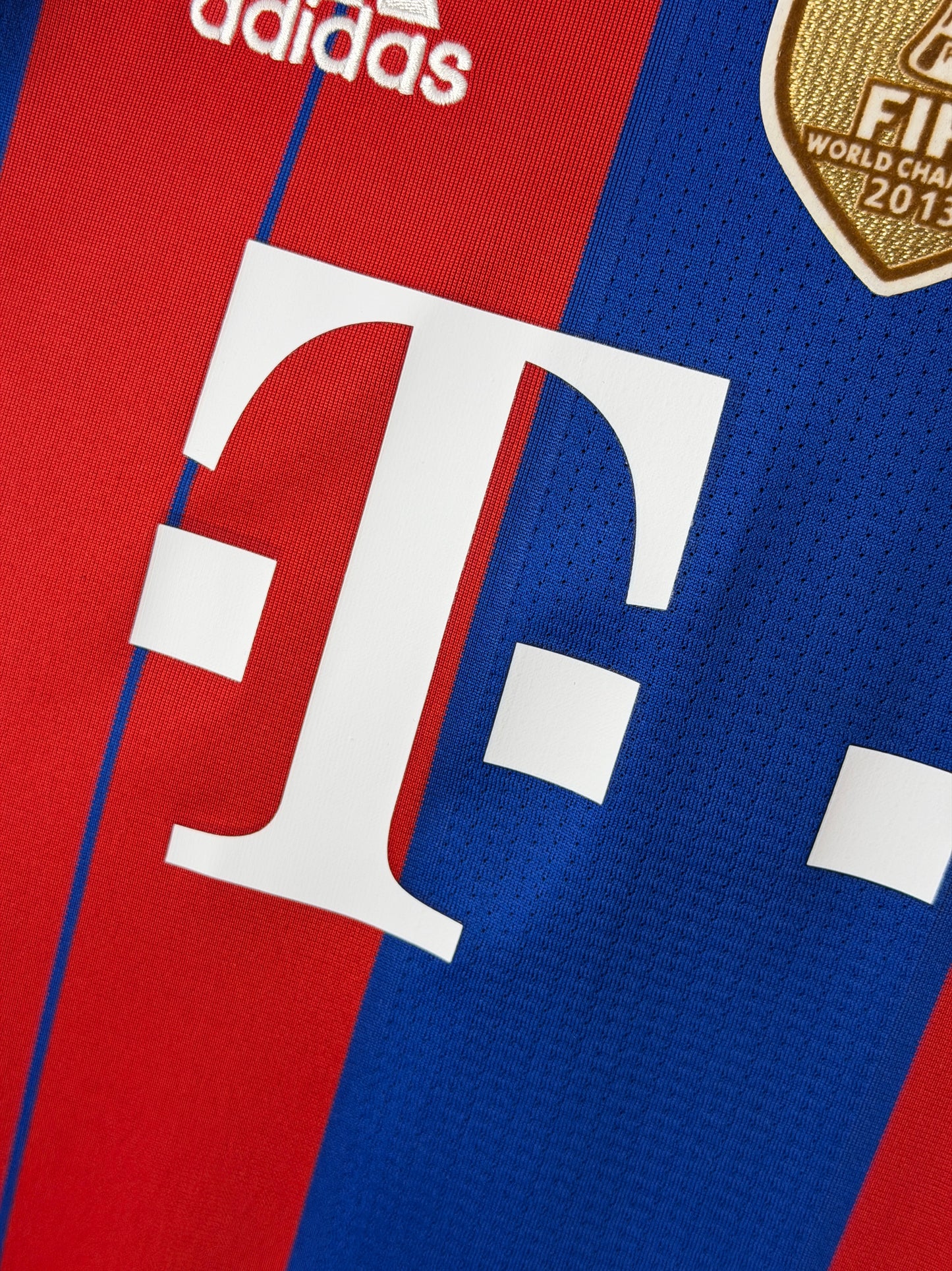Robert Lewandowski FC Bayern Munich 2014-15 home football shirt (L)