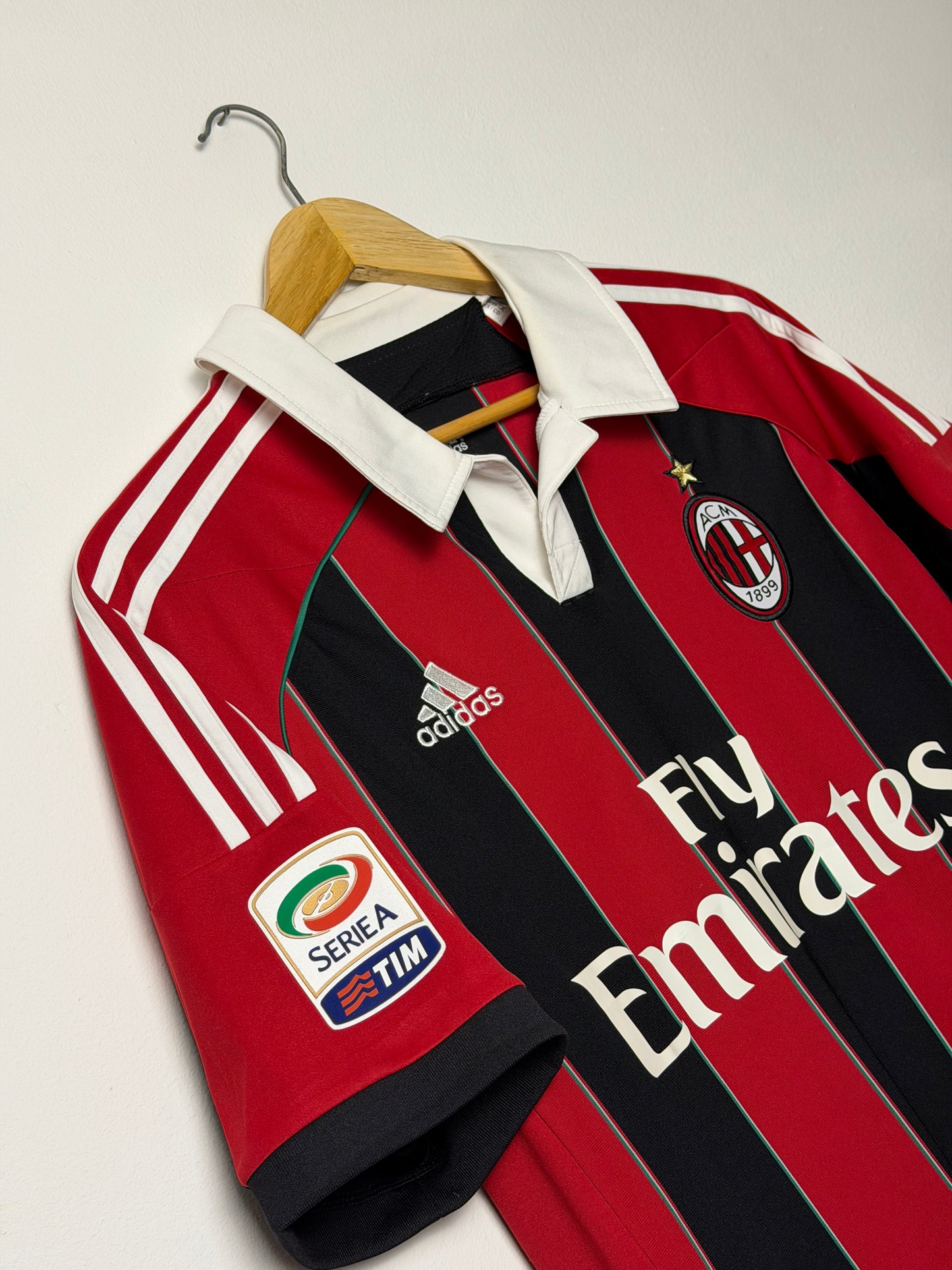 Mario Balotelli AC Milan 2012-13 home football shirt (M)