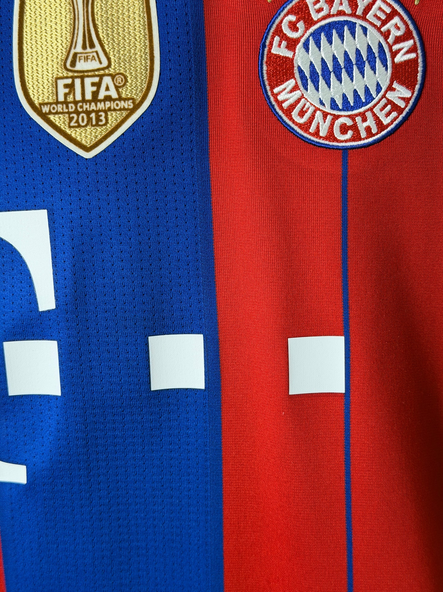 Robert Lewandowski FC Bayern Munich 2014-15 home football shirt (L)