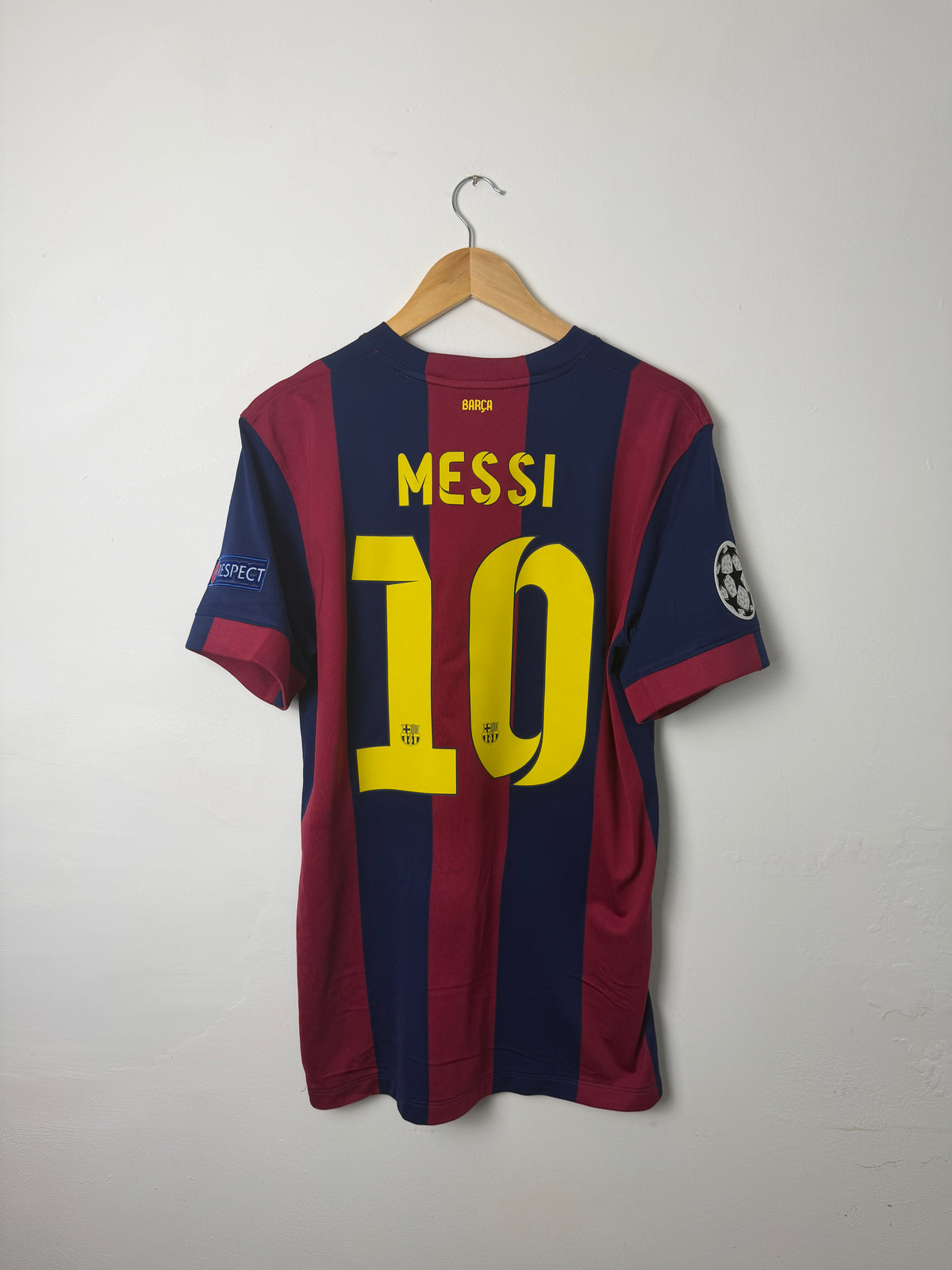 Lionel Messi FC Barcelona 2014-15 home football shirt (M)