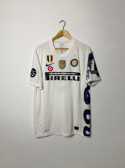 Samuel Eto'o Inter Milan 2010-11 away football shirt (L)