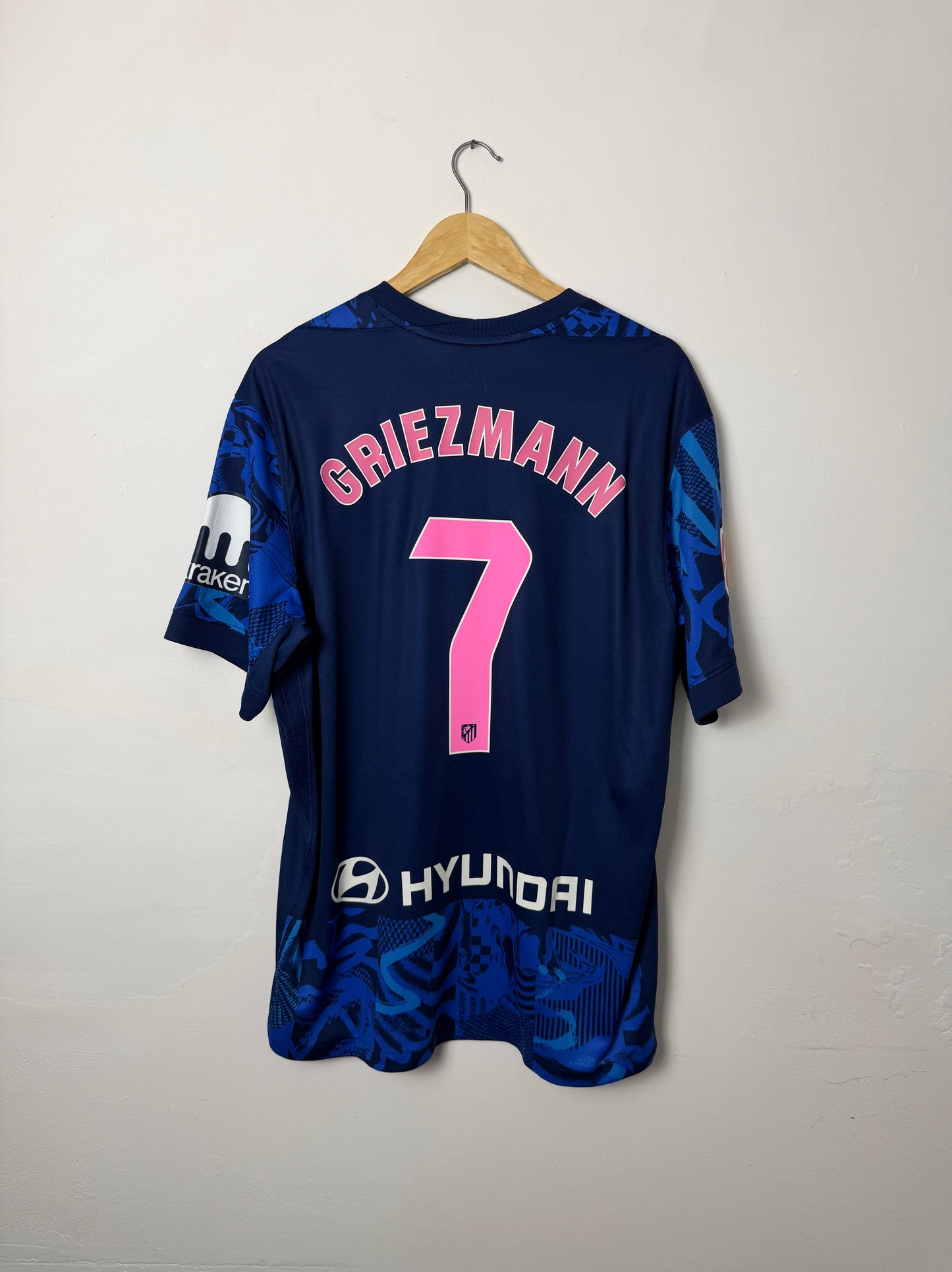 Antoine Griezmann Atletico Madrid 2024-25 third football shirt (XL)