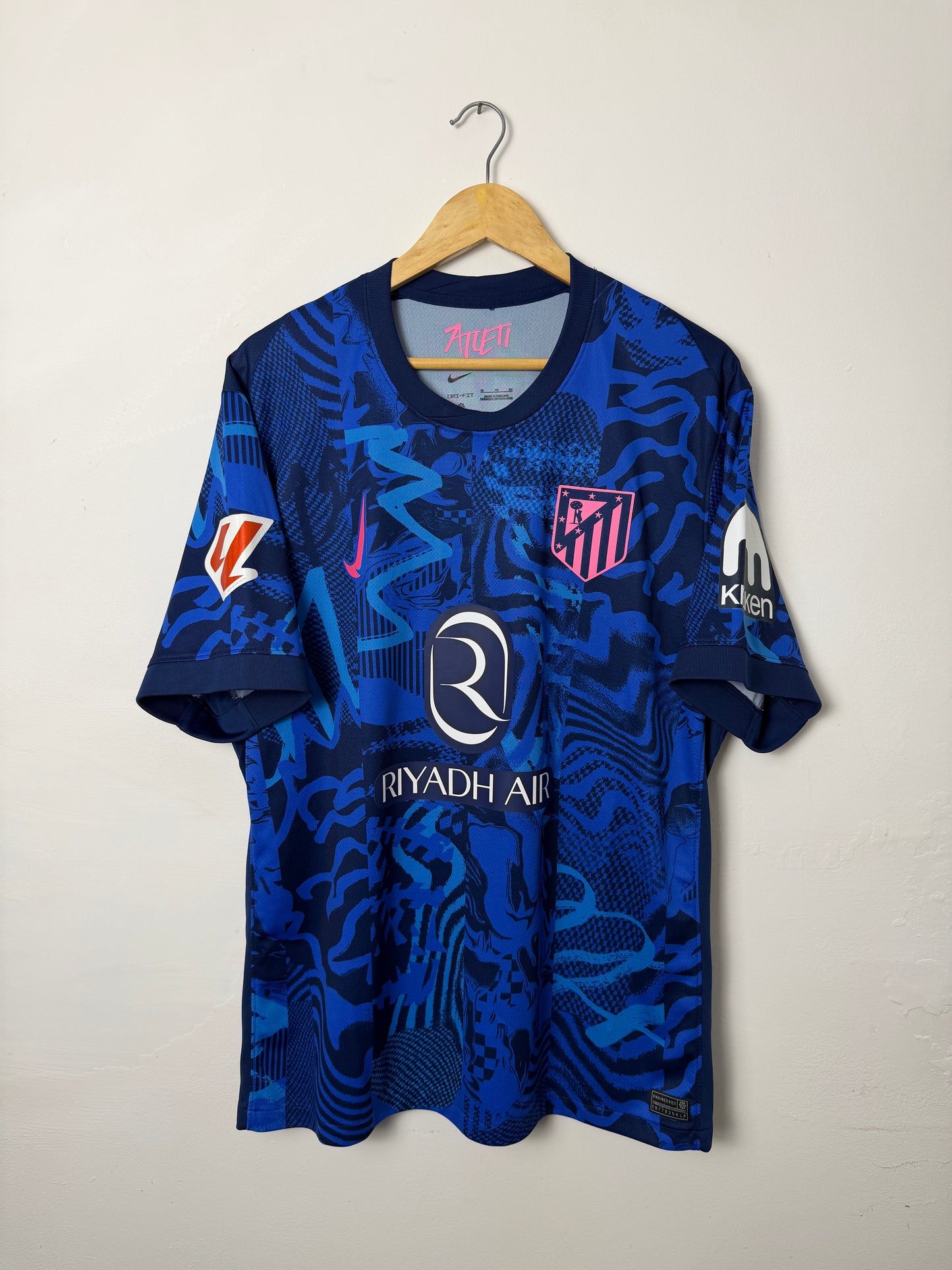 Antoine Griezmann Atletico Madrid 2024-25 third football shirt (XL)