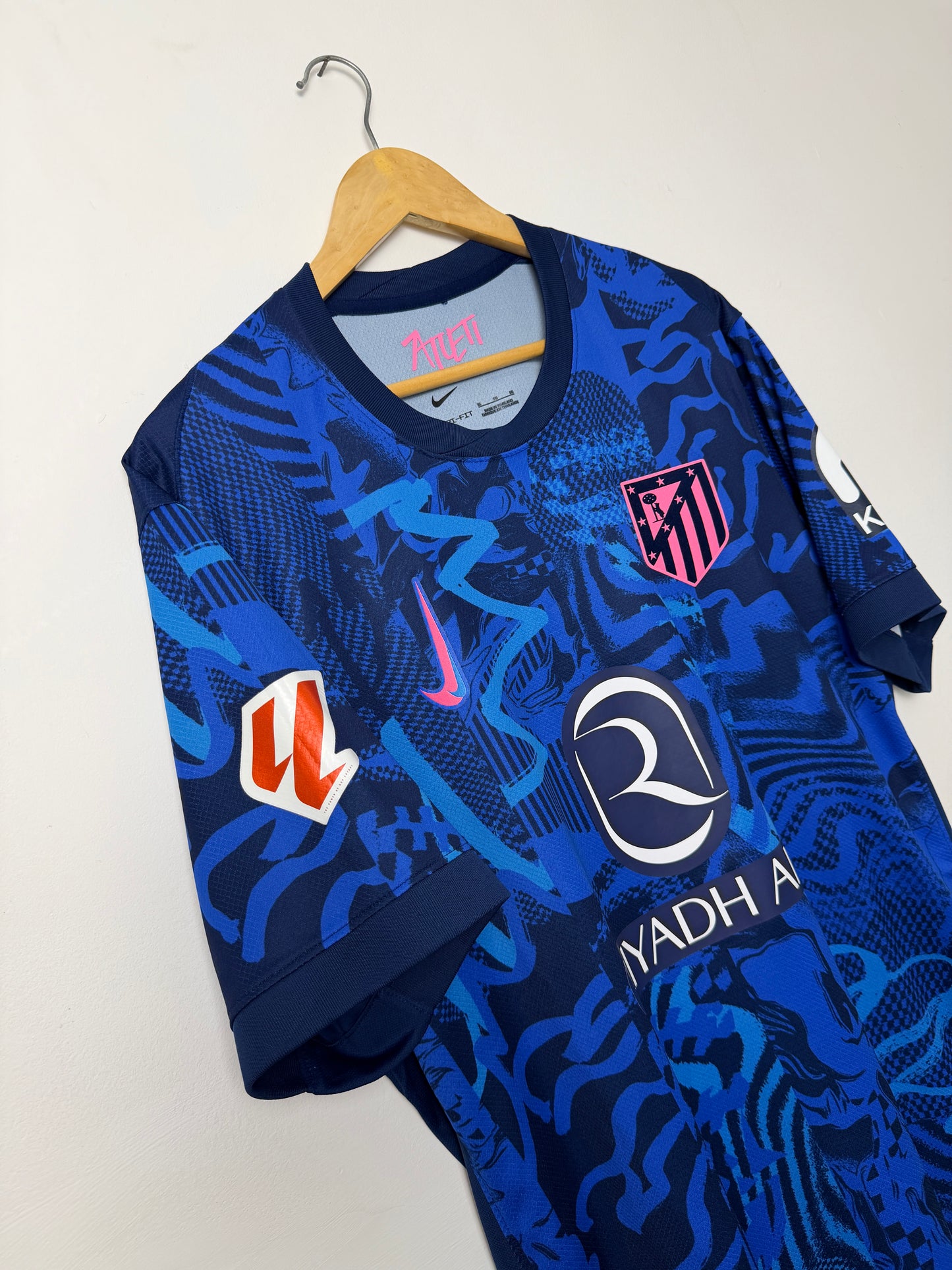 Antoine Griezmann Atletico Madrid 2024-25 third football shirt (XL)