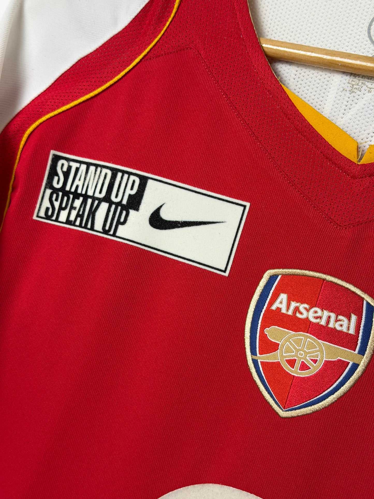 Thierry Henry Arsenal FC 2004-05 home football shirt (L)