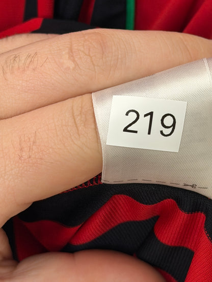 Zlatan Ibrahimovic AC Milan 2011-12 home football shirt (L)