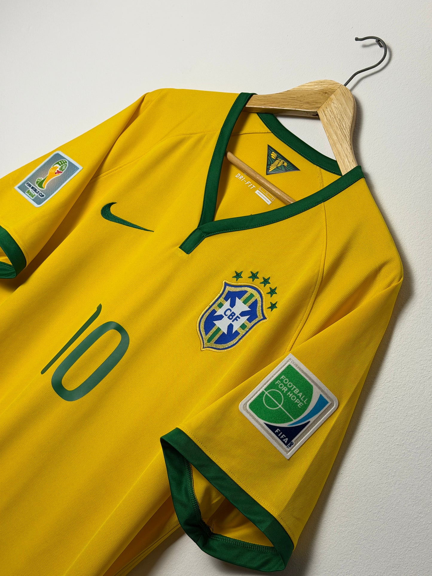 Neymar JR Brazil 2014 home football shirt (XL)