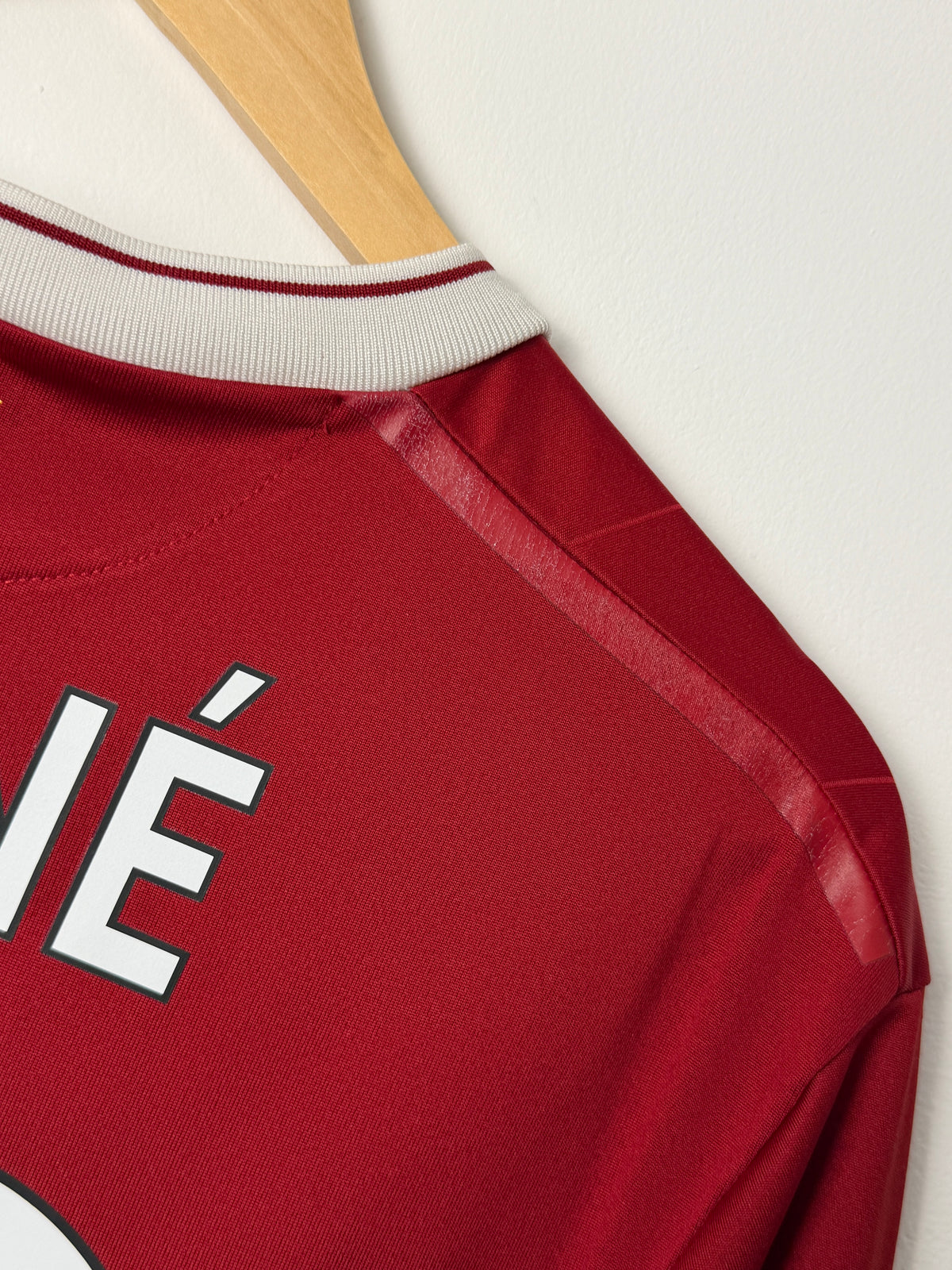 Sadio Mane Liverpool FC 2017-18 home football shirt (L)