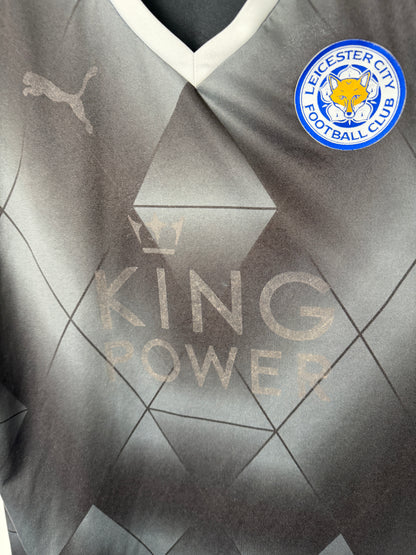 Jamie Vardy Leicester City FC 2015-16 away football shirt (L)