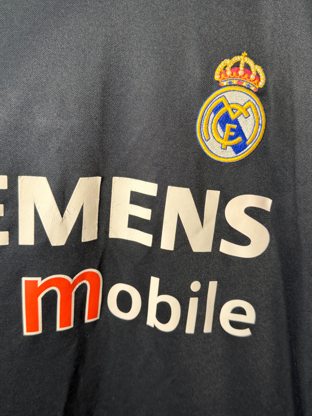 Zinedine Zidane Real Madrid 2004-05 away football shirt (L)