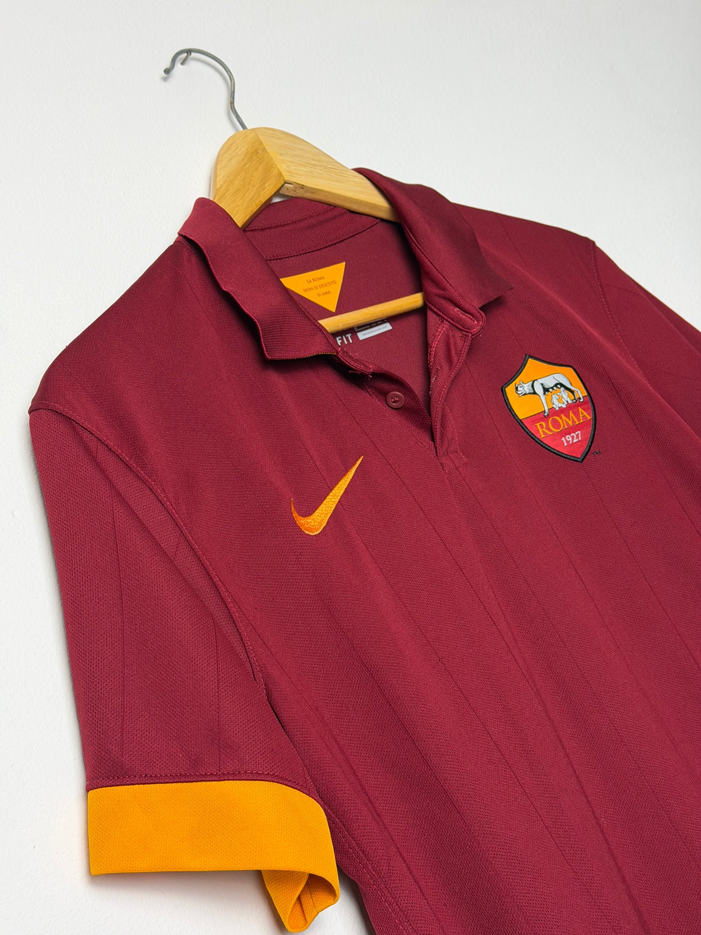 Victor Ibarbo AS Roma 2014-15 home football shirt (M)