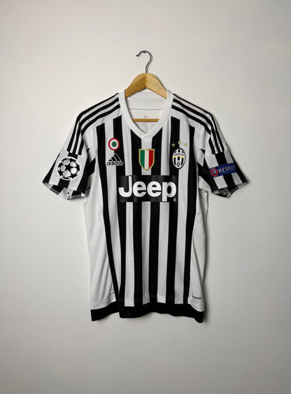 Paul Pogba Juventus FC 2015-16 home football shirt (M)