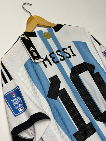 Lionel Messi Argentina 2022 World Cup final home shirt (L)