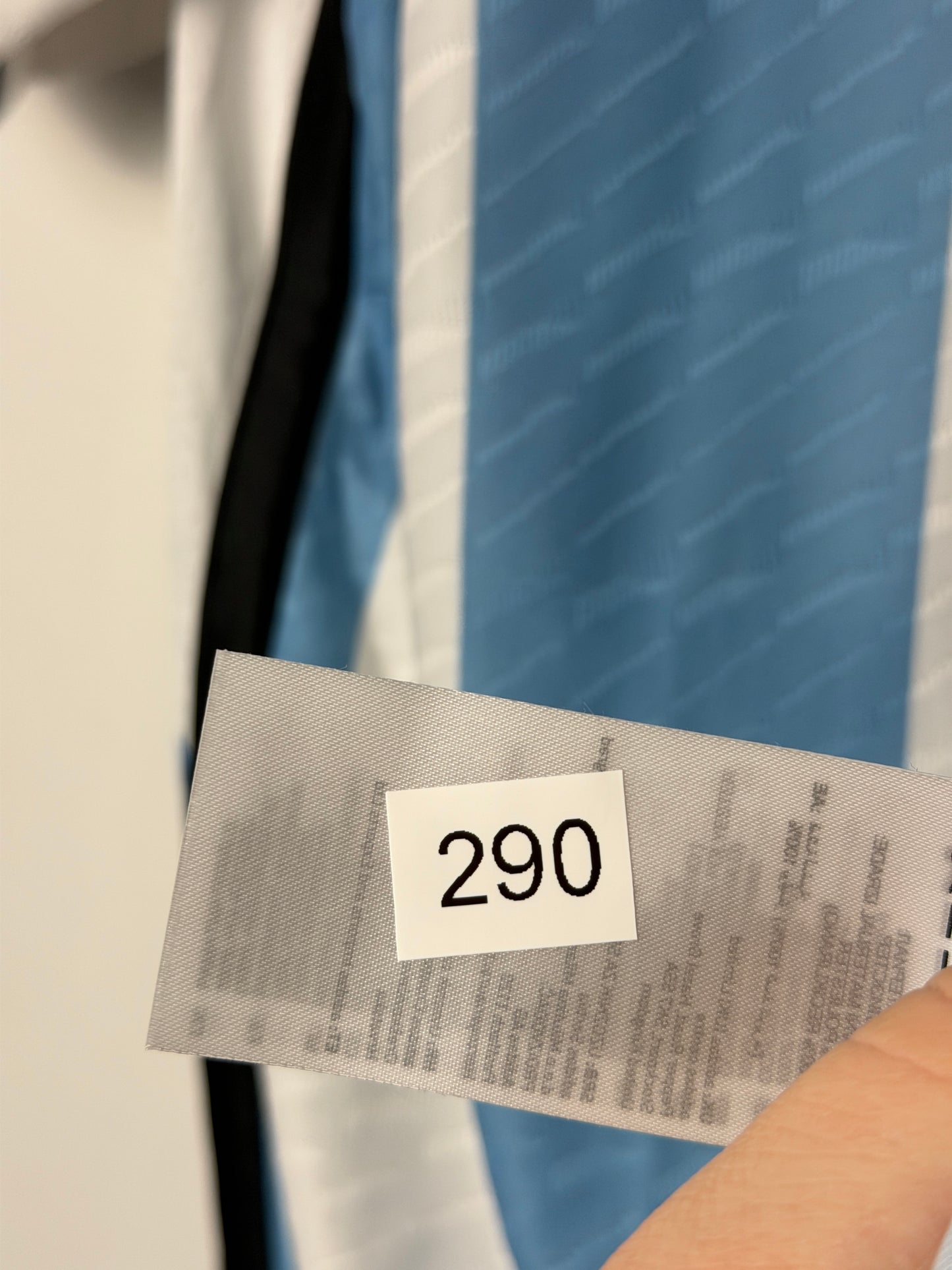 Lionel Messi Argentina 2022 World Cup final home shirt (L)