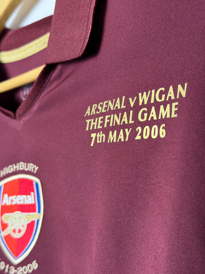 Thierry Henry Arsenal FC 2005-06 home football shirt (L)