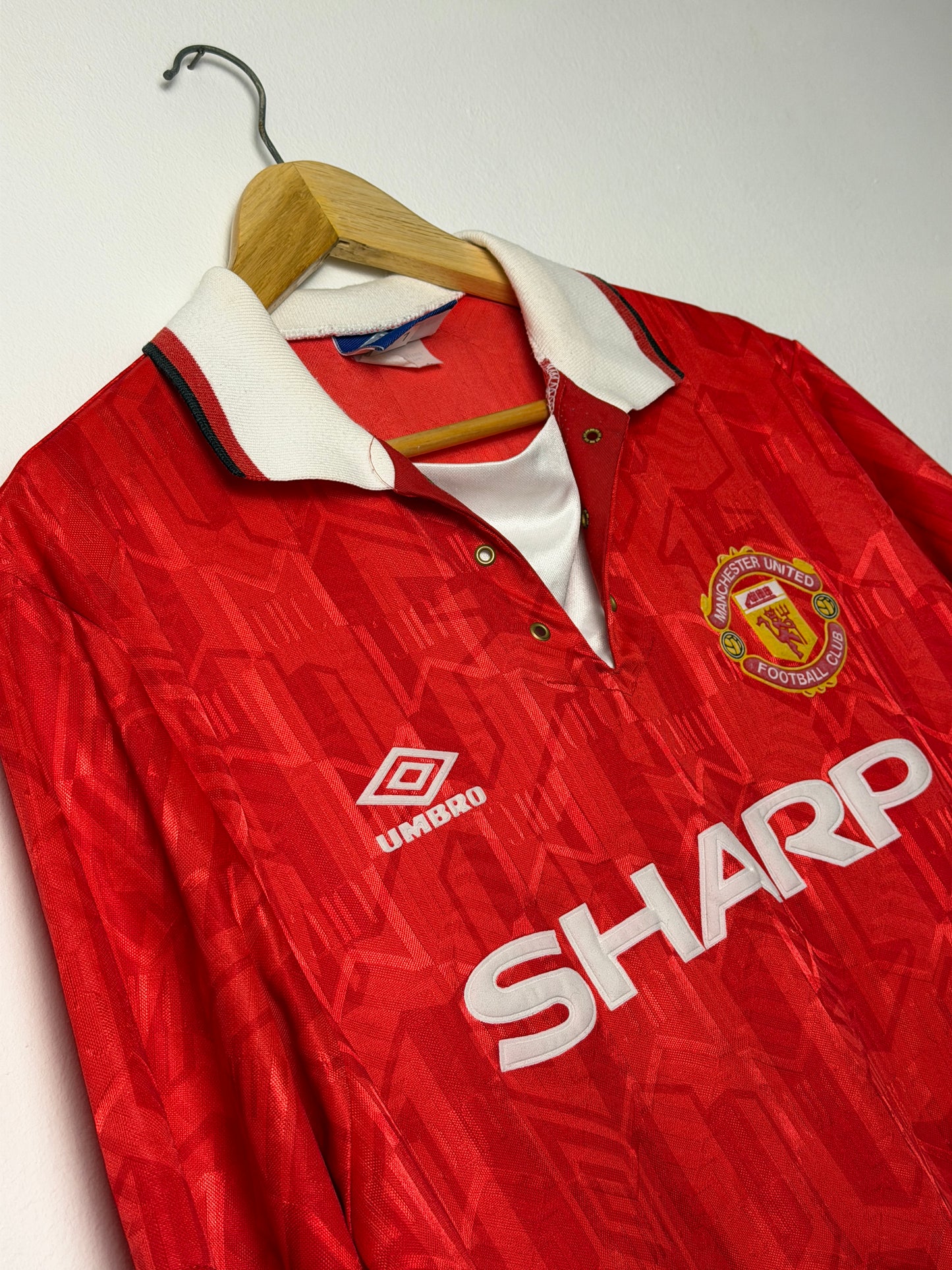Eric Cantona Manchester United 1992-94 home football shirt (L)