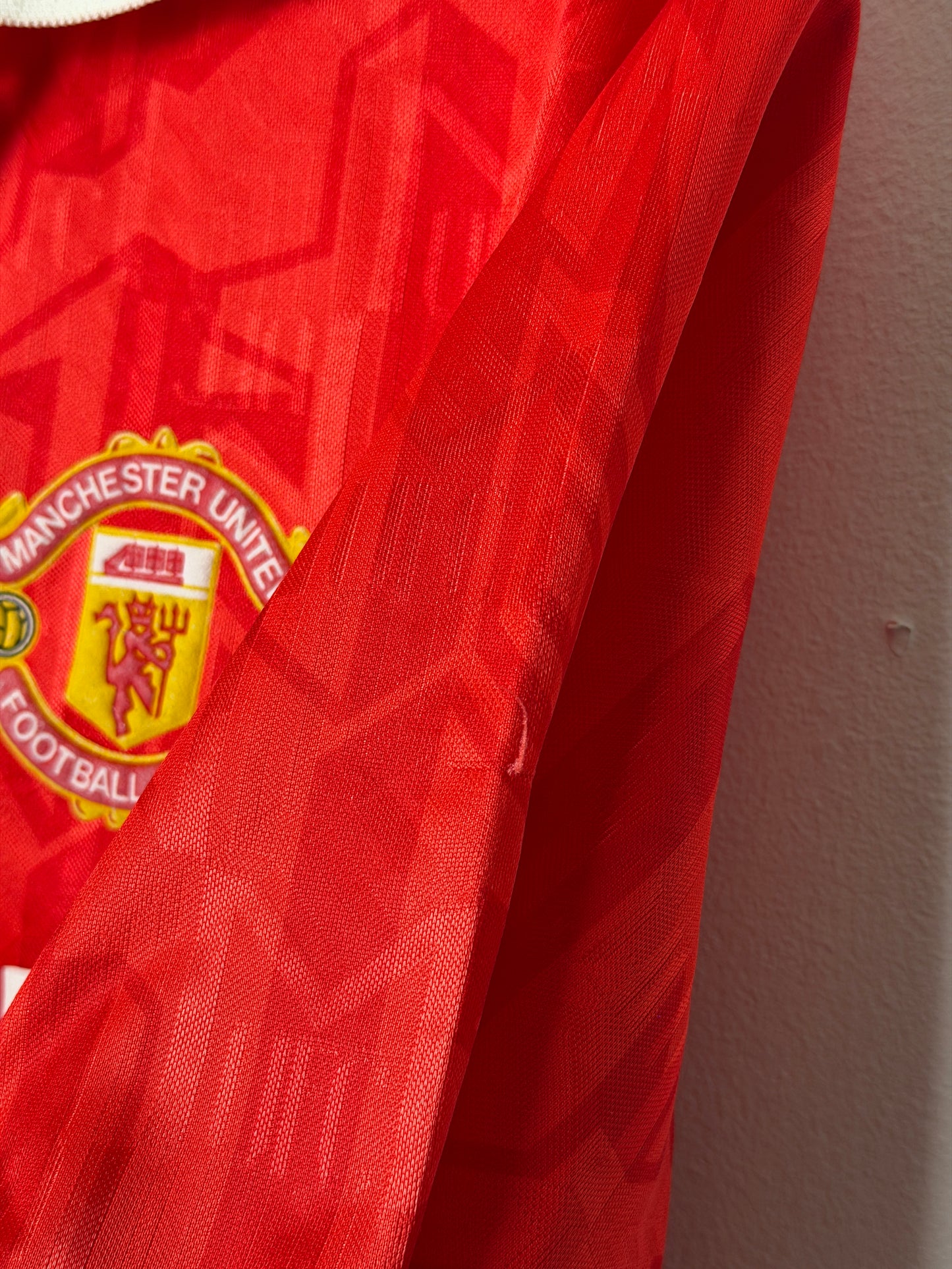 Eric Cantona Manchester United 1992-94 home football shirt (L)