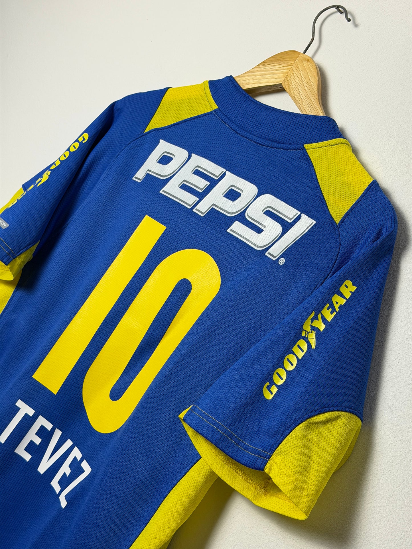 Carlos Tevez Boca Juniors 2004-05 home football shirt (L)