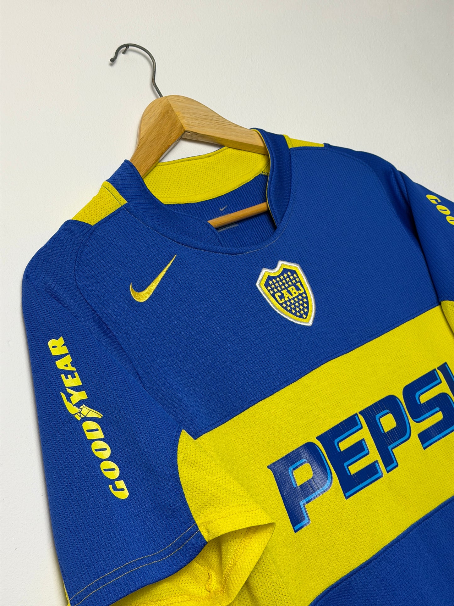 Carlos Tevez Boca Juniors 2004-05 home football shirt (L)