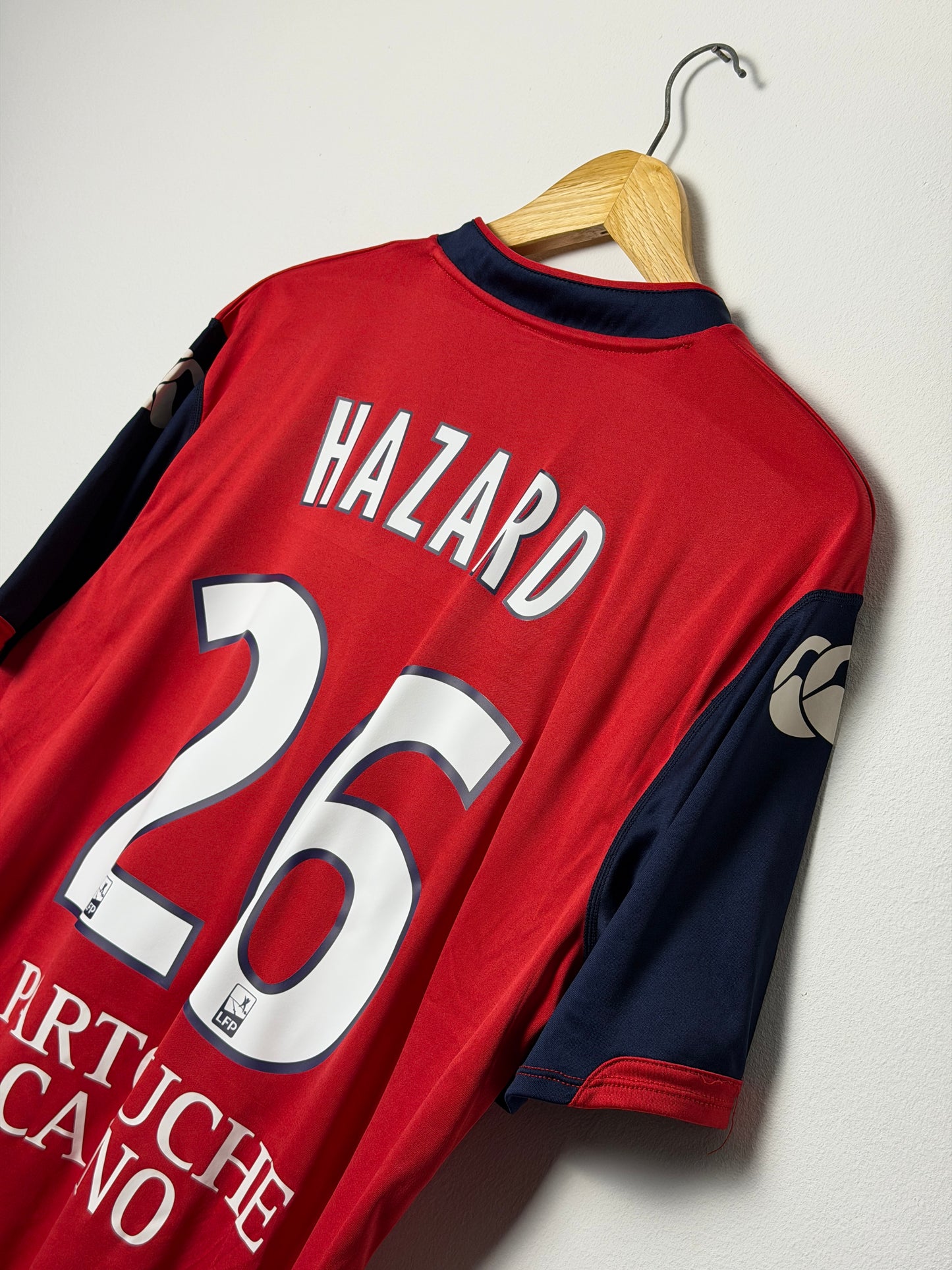 Eden Hazard Lille 2008-09 home football shirt (L)