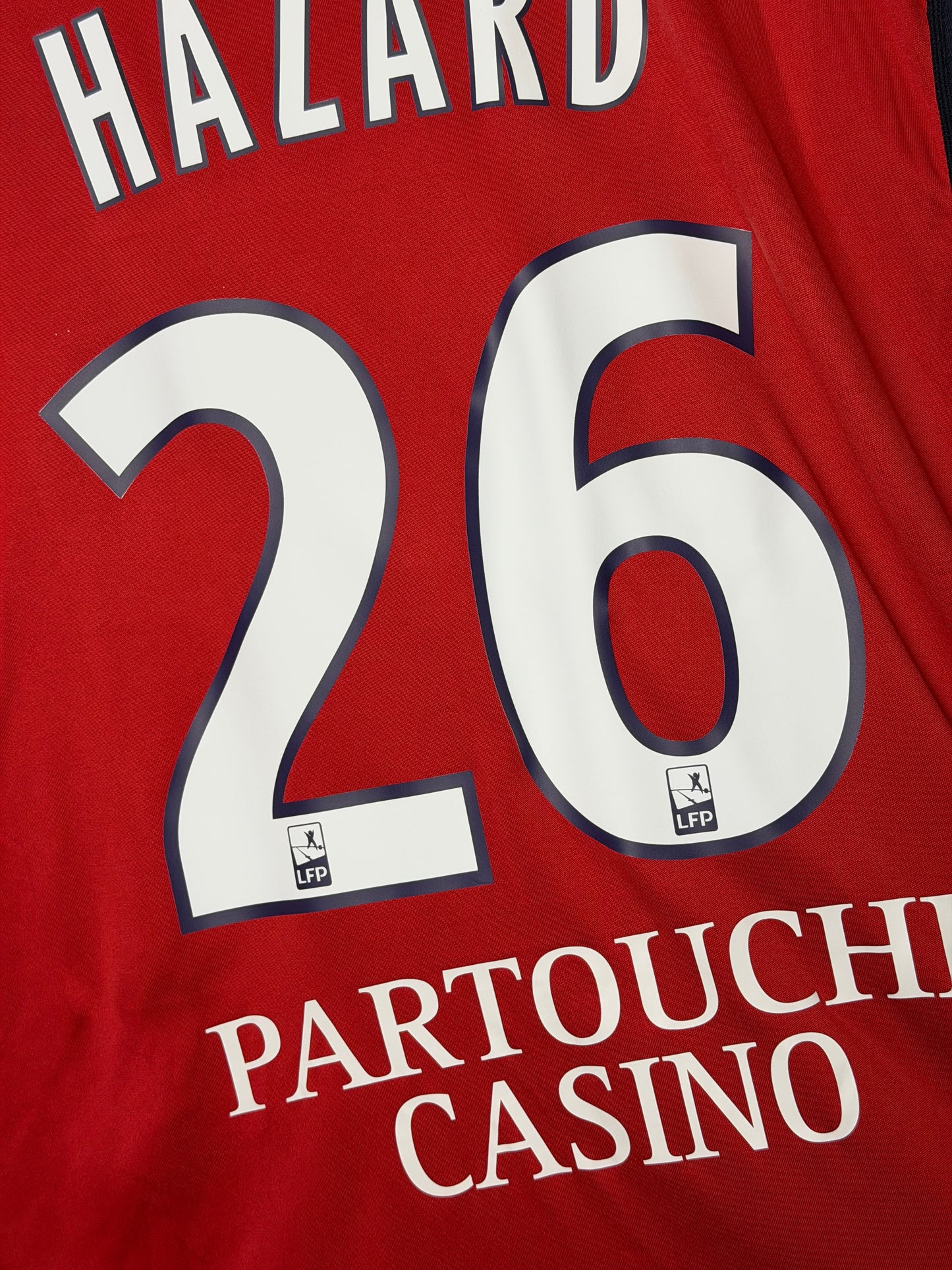 Eden Hazard Lille 2008-09 home football shirt (L)