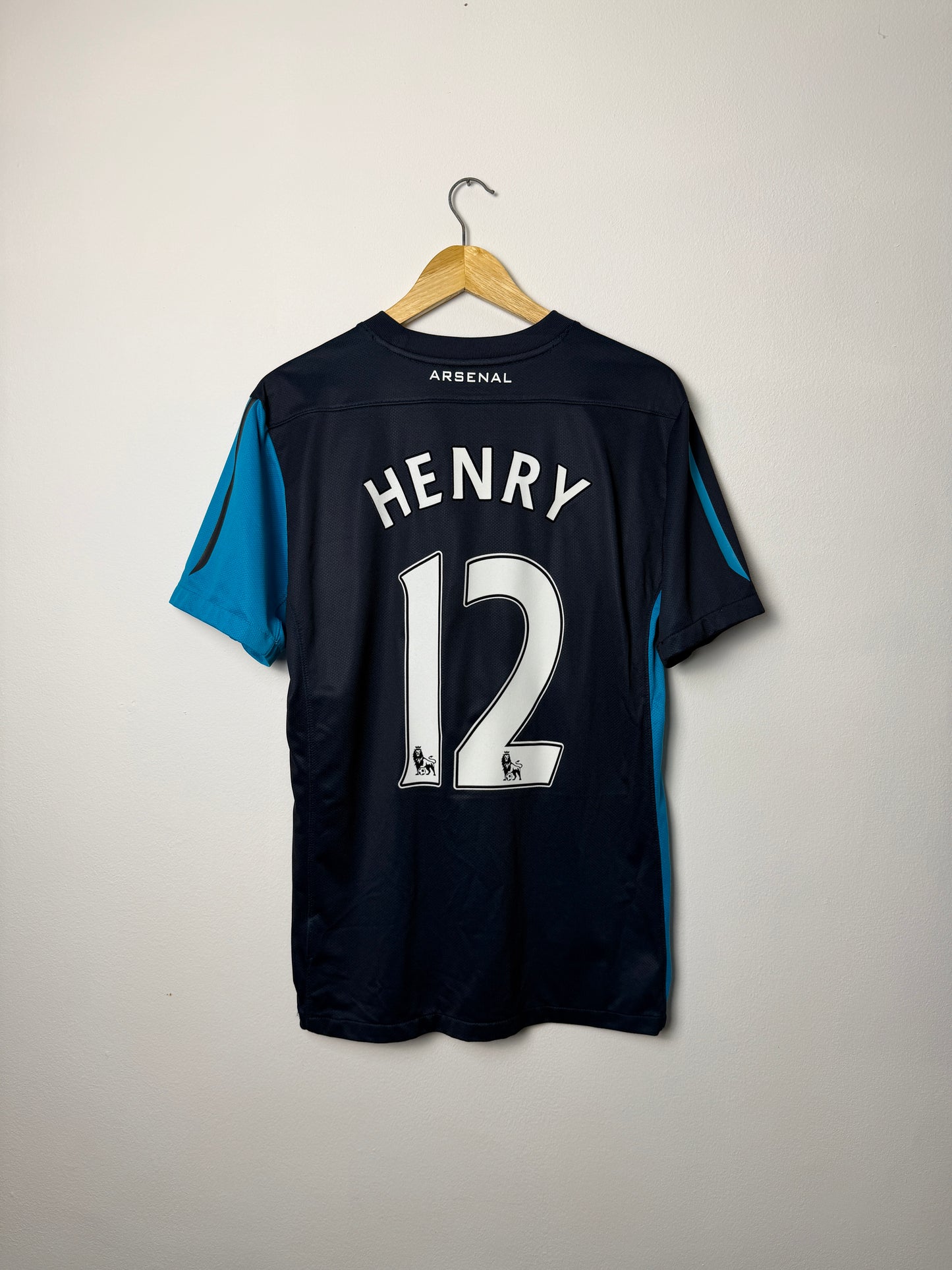Thierry Henry Arsenal FC 2011-12 away football shirt (L)