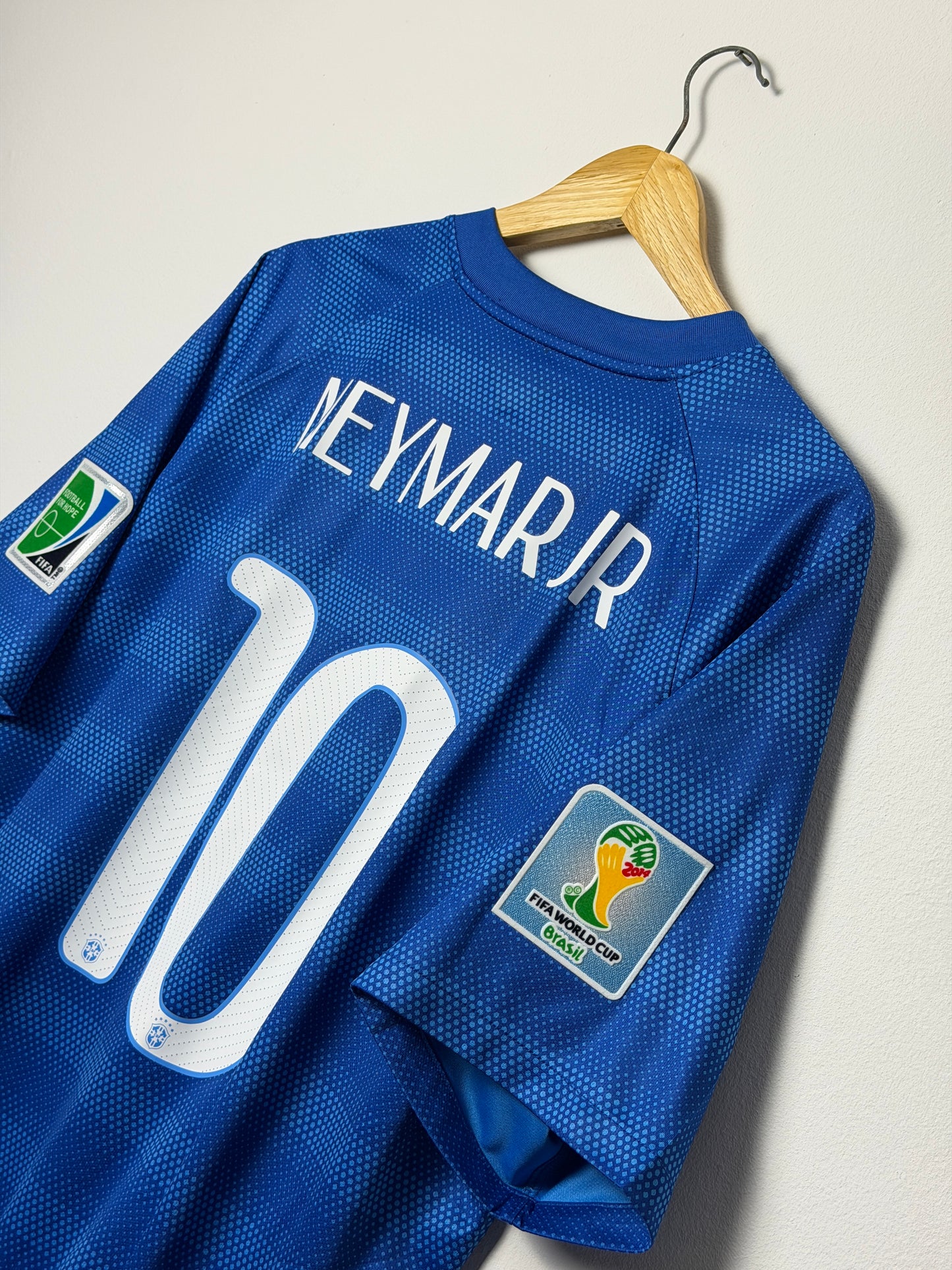 Neymar JR Brazil 2014 World Cup away football shirt (XL)