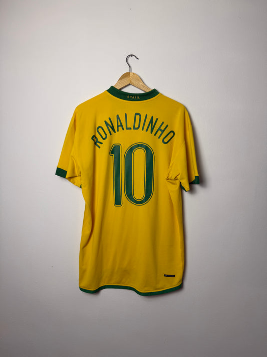 Ronaldinho Brazil 2006 World Cup home football shirt (XL)