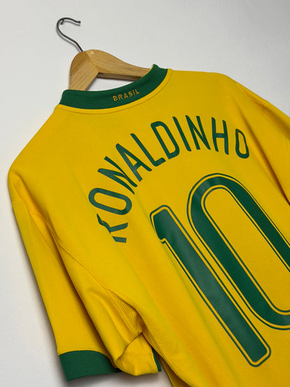 Ronaldinho Brazil 2006 World Cup home football shirt (XL)