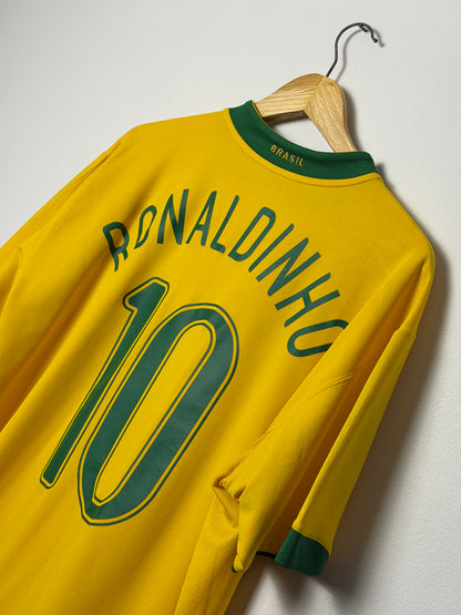 Ronaldinho Brazil 2006 World Cup home football shirt (XL)