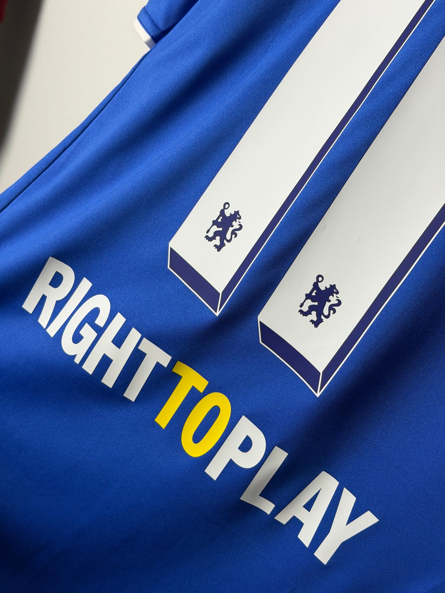 Didier Drogba Chelsea FC 2011-12 champions league final edition home football shirt (M)