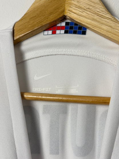 Lautaro Martinez Inter Milan 2023-24 away football shirt (L)