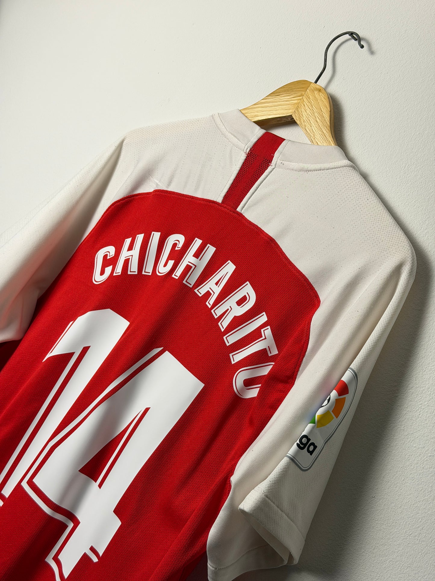 Chicharito Hernandez 2019-20 away football shirt (XL)