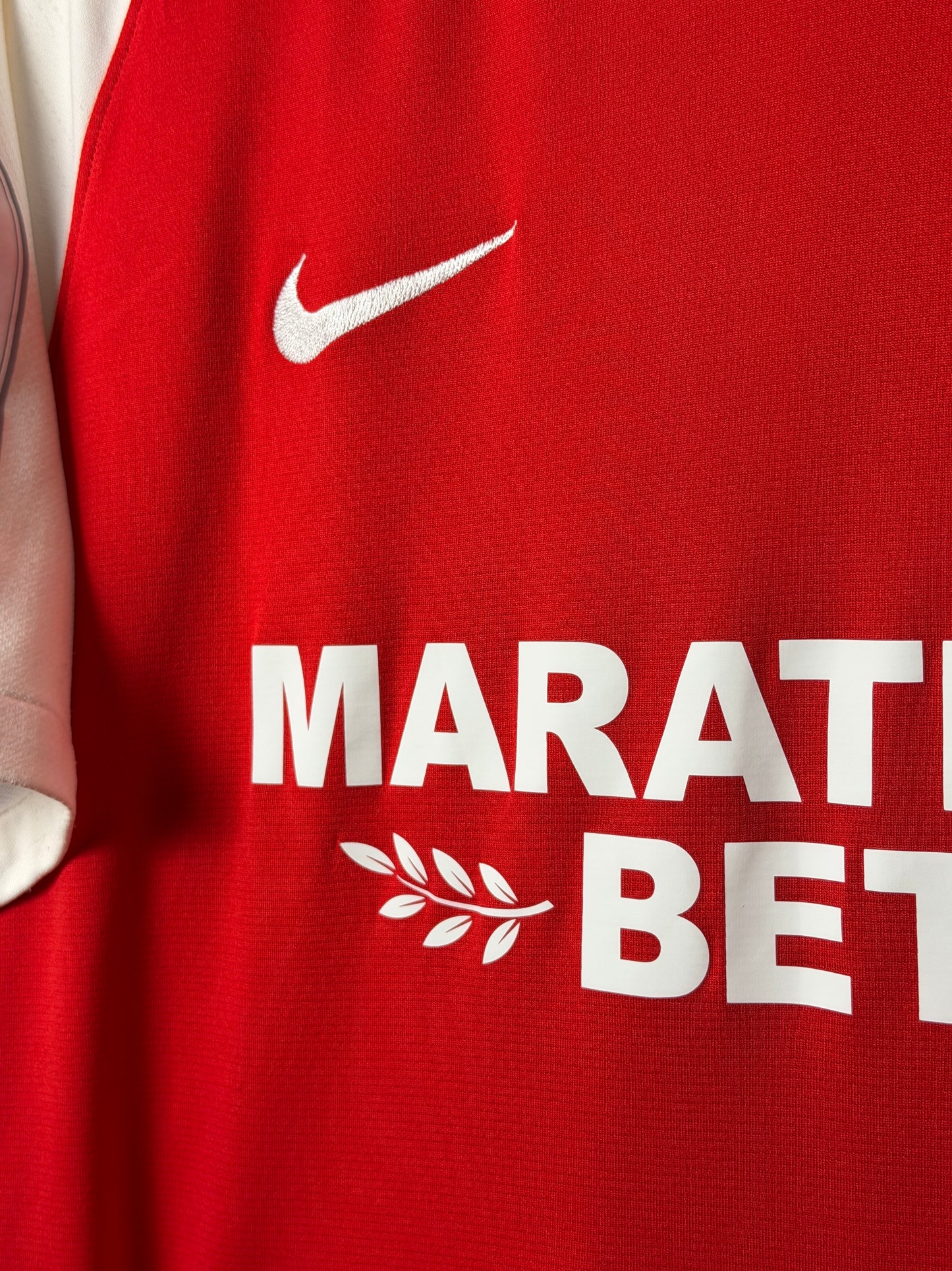 Chicharito Hernandez 2019-20 away football shirt (XL)