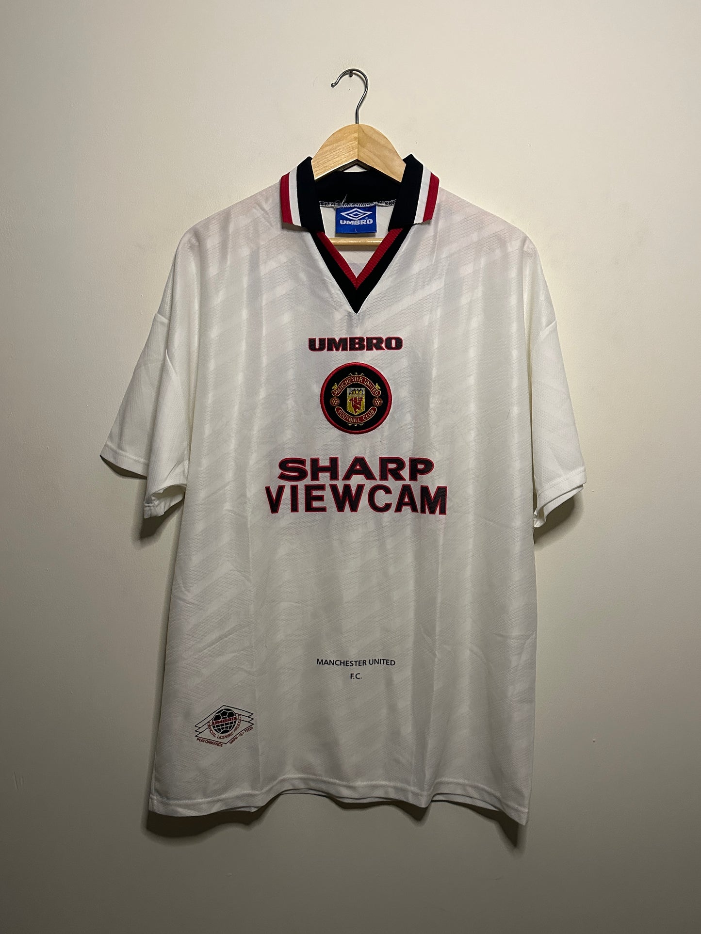 David Beckham Manchester United 1996-97 away football shirt (L)