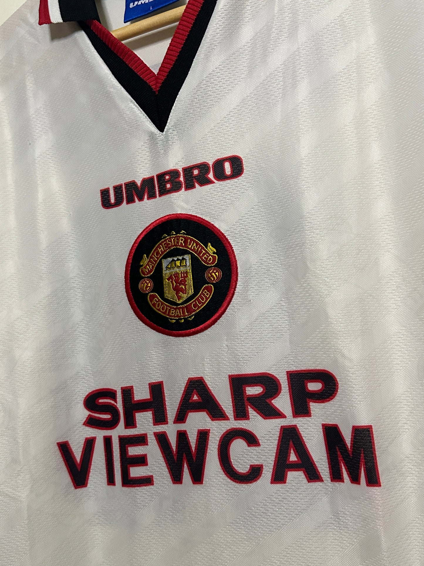David Beckham Manchester United 1996-97 away football shirt (L)