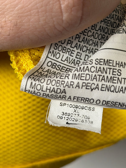 Adriano Brazil 2010 World Cup home football shirt (XL)