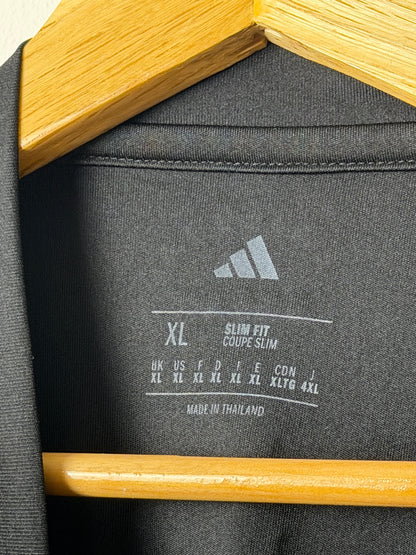 Lionel Messi Inter Miami 2025 away football shirt (XL)