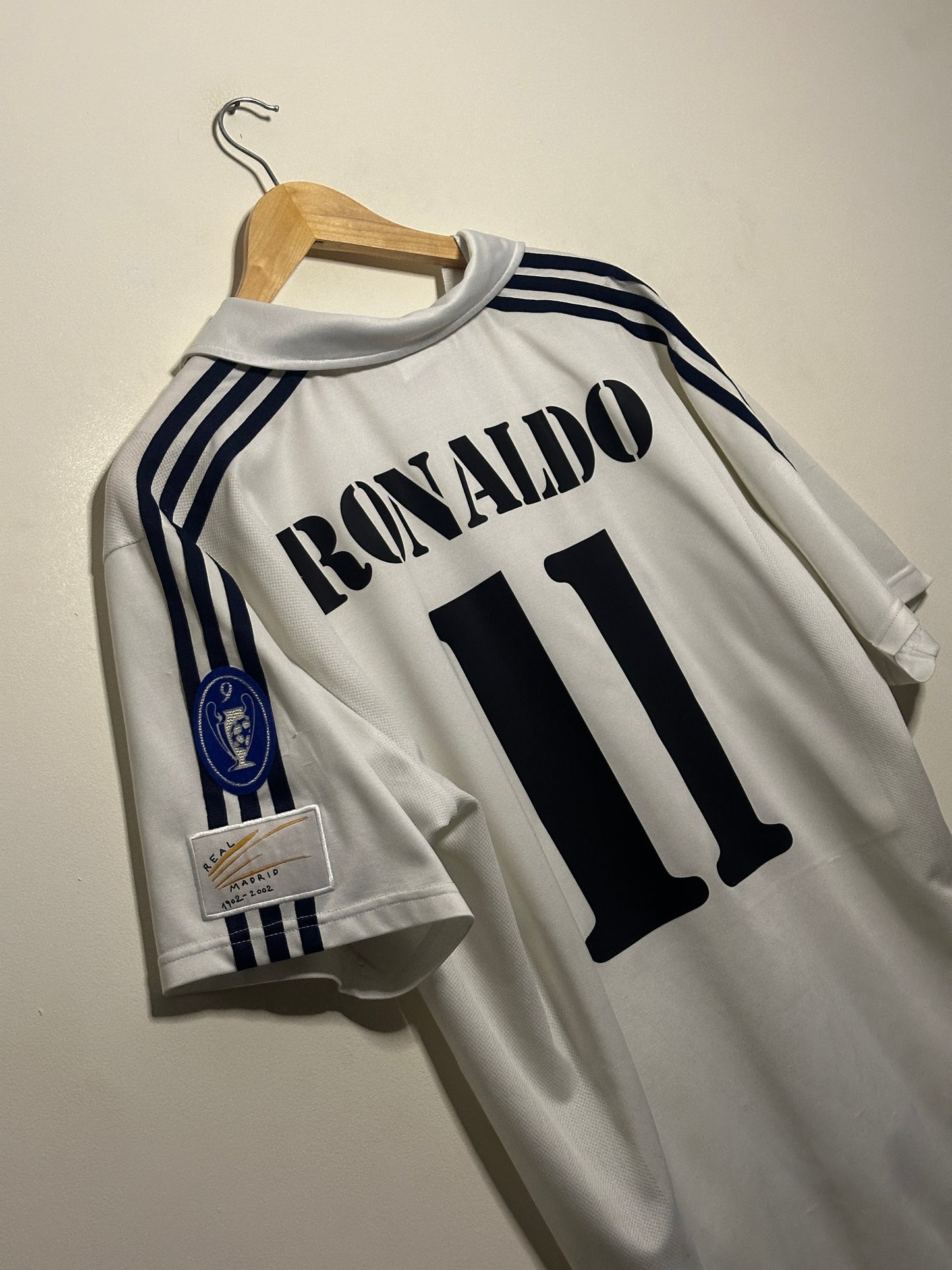 Ronaldo Nazario Real Madrid CF 2002-03 home football shirt (L)