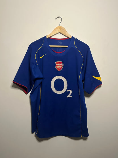 Thierry Henry Arsenal FC 2004-05 away football shirt (M)