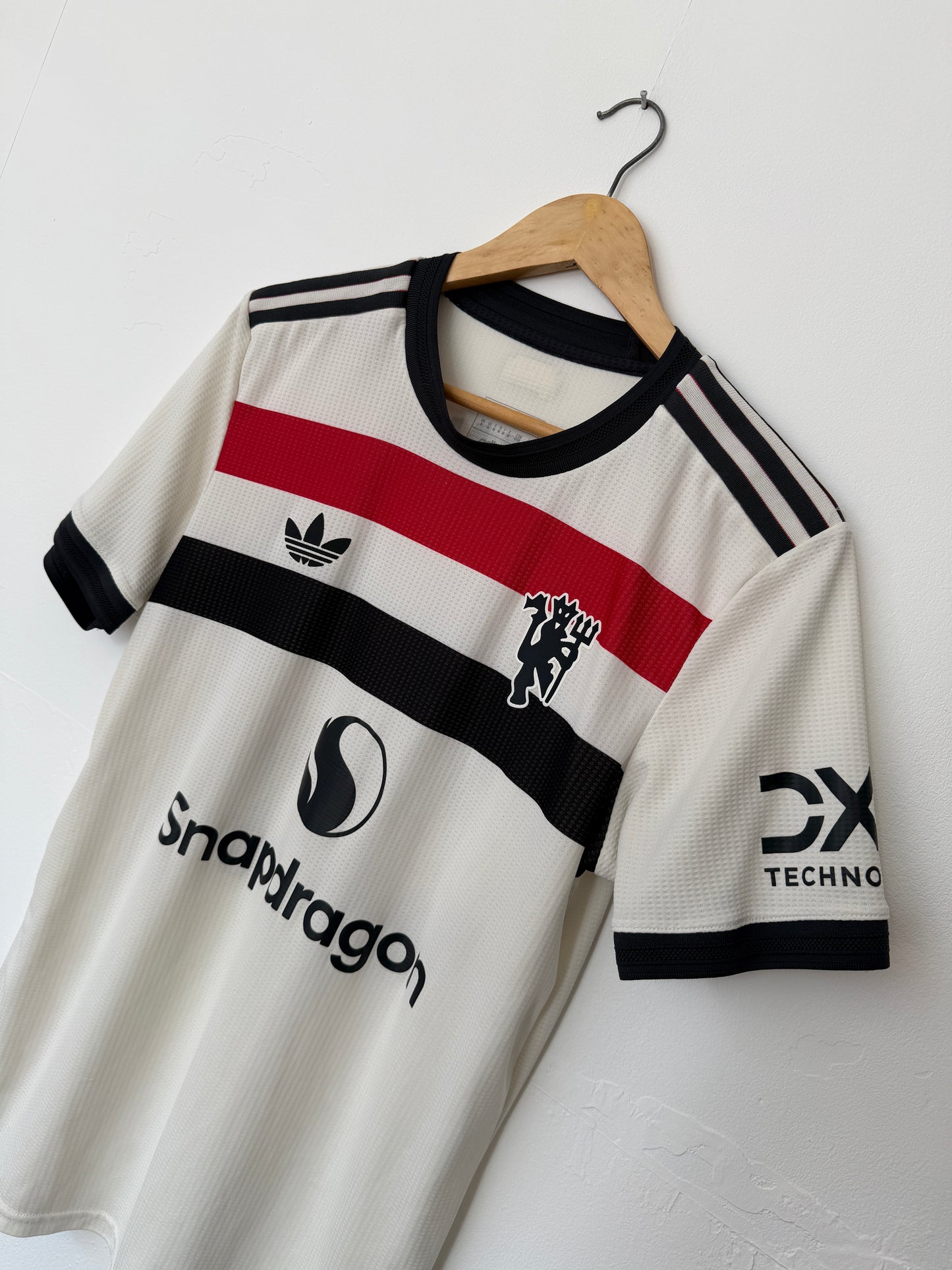 Kobbie Mainoo Manchester United 2024-25 third football shirt (M)