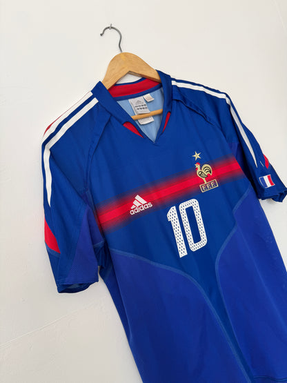 Zinedine Zidane France 2004 home football shirt (M)