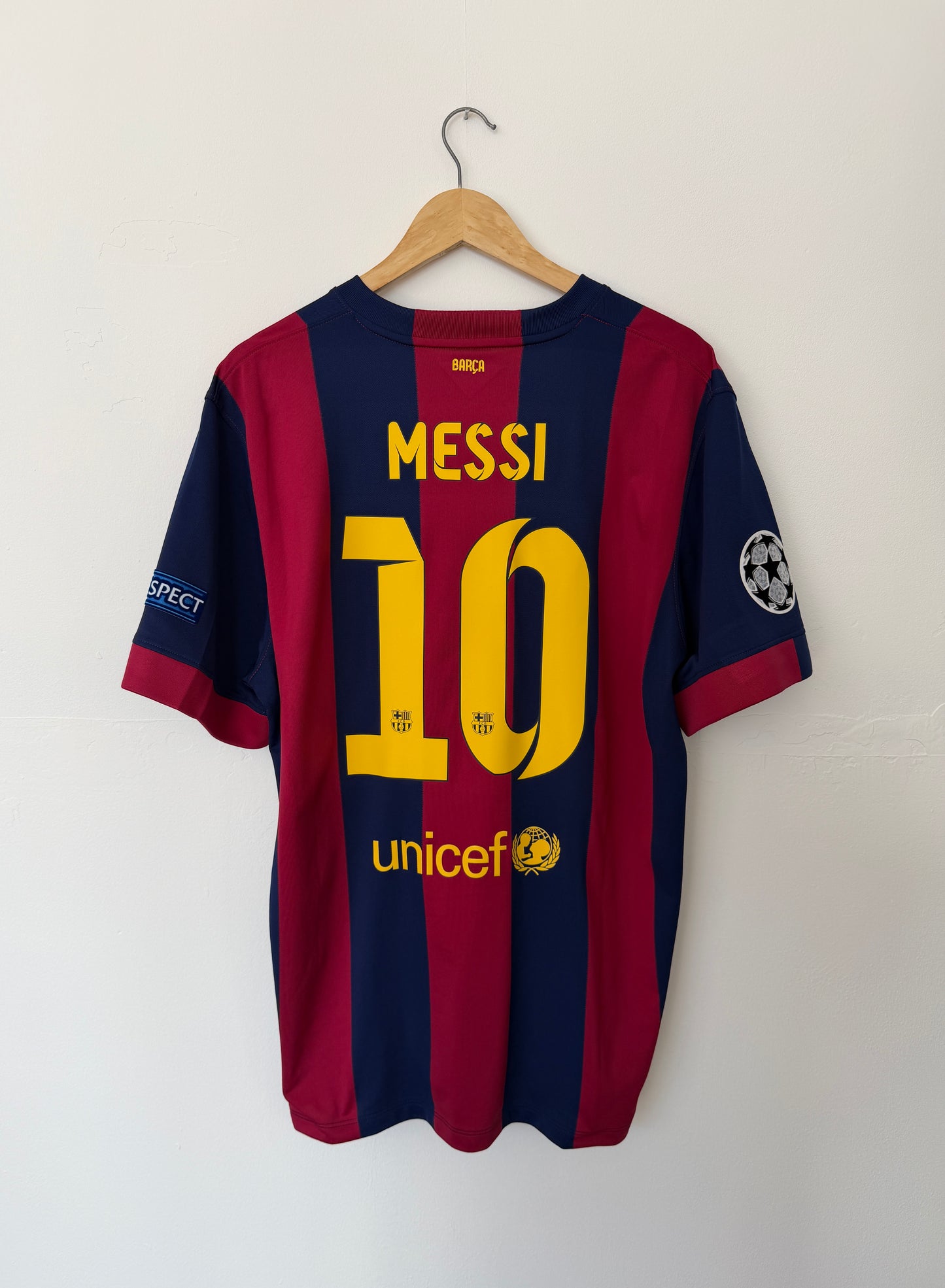 Lionel Messi FC Barcelona 2014-15 Champions league final edition home football shirt (XL)